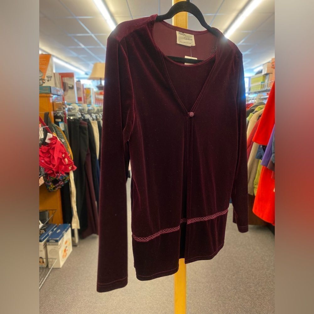 🛍️ Always Caroline L purple top